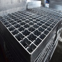 热镀锌钢格栅板厂家 齿形复合不锈钢热镀锌钢格栅镀锌钢格板
